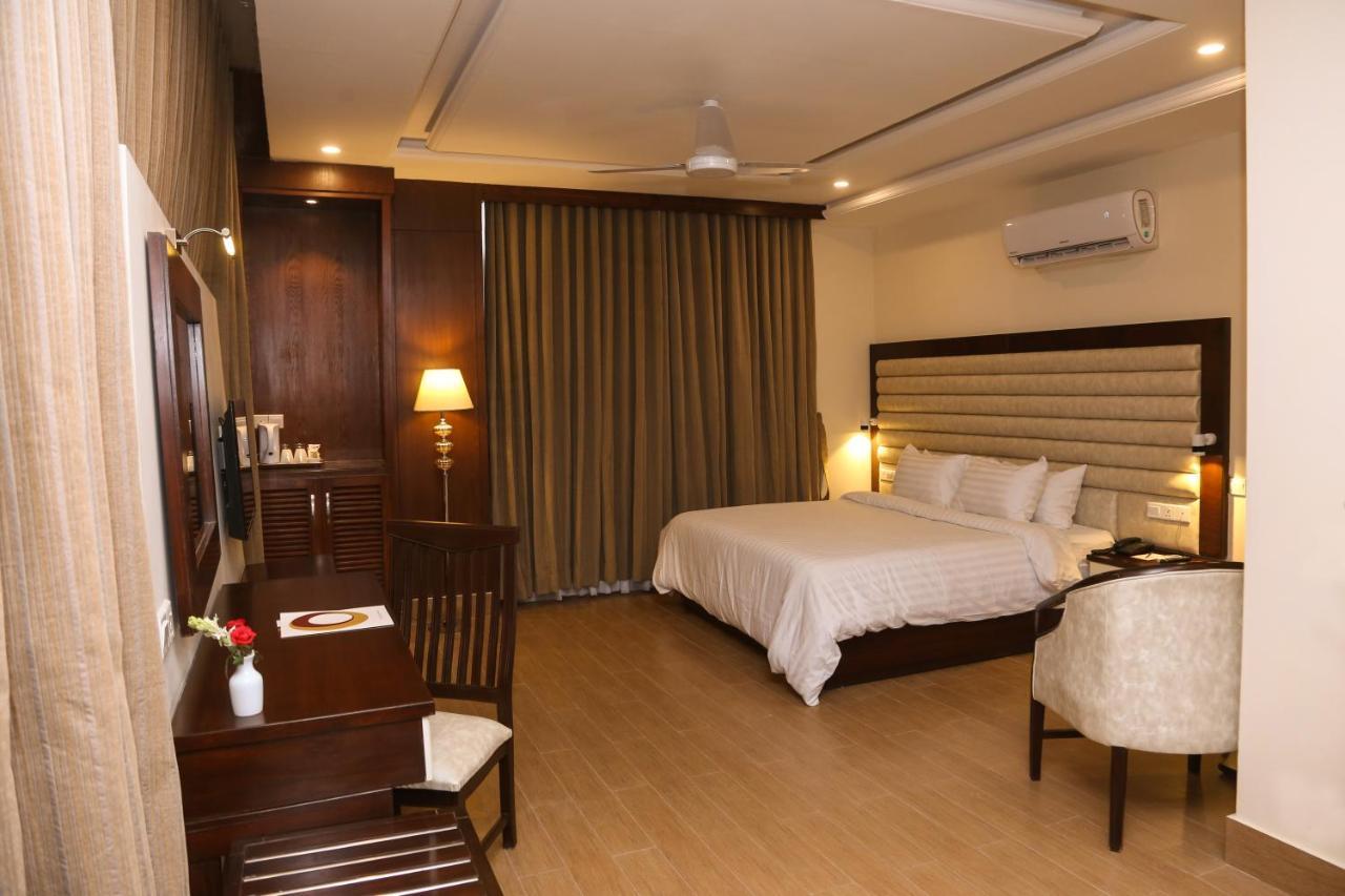 Hotel One Rahim Yar Khan Club Road 외부 사진