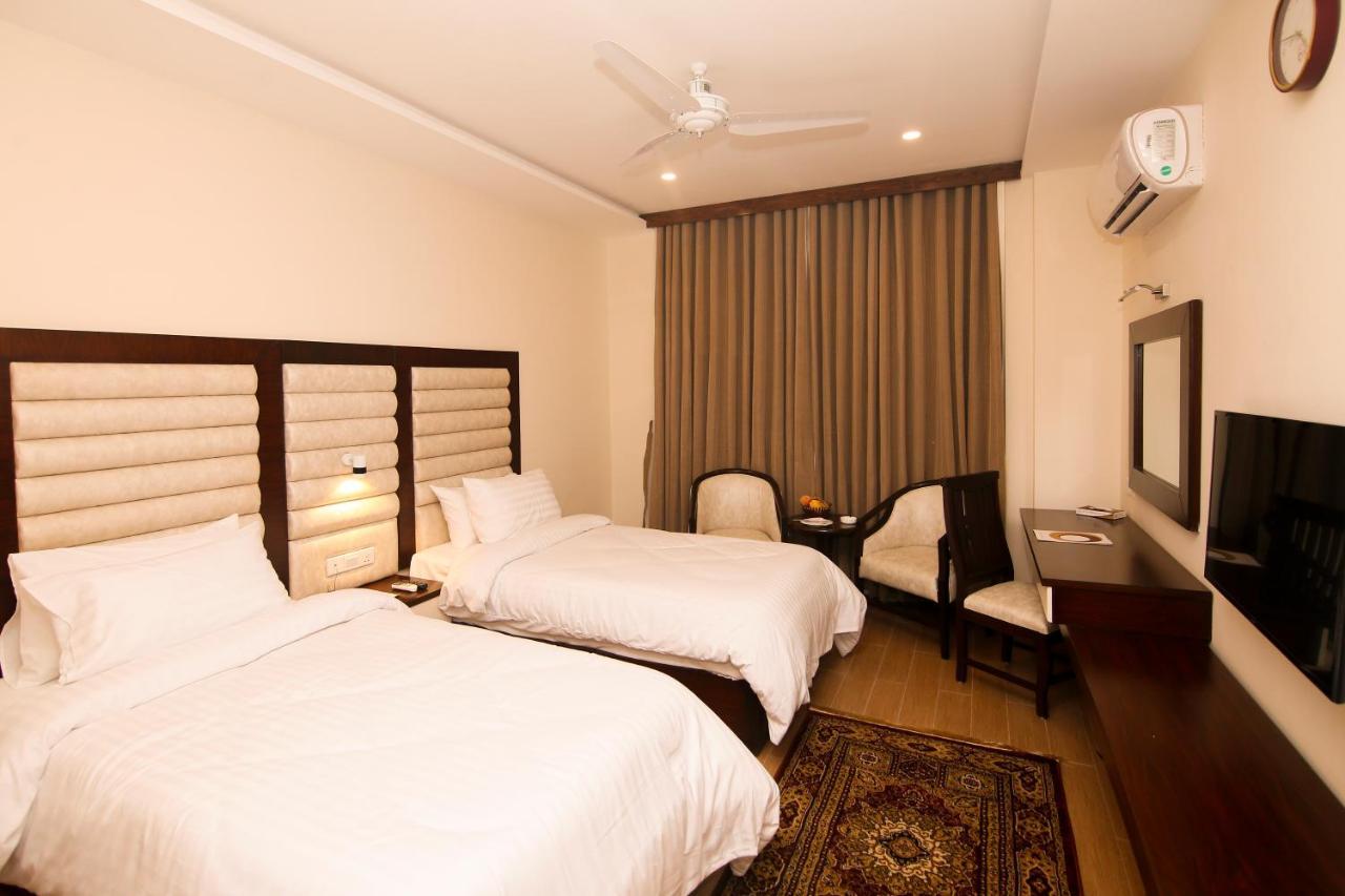 Hotel One Rahim Yar Khan Club Road 외부 사진